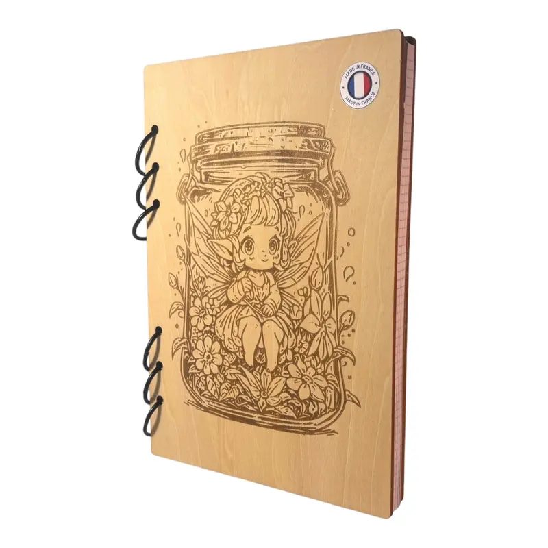 025 - Cahier fée dans un bocal