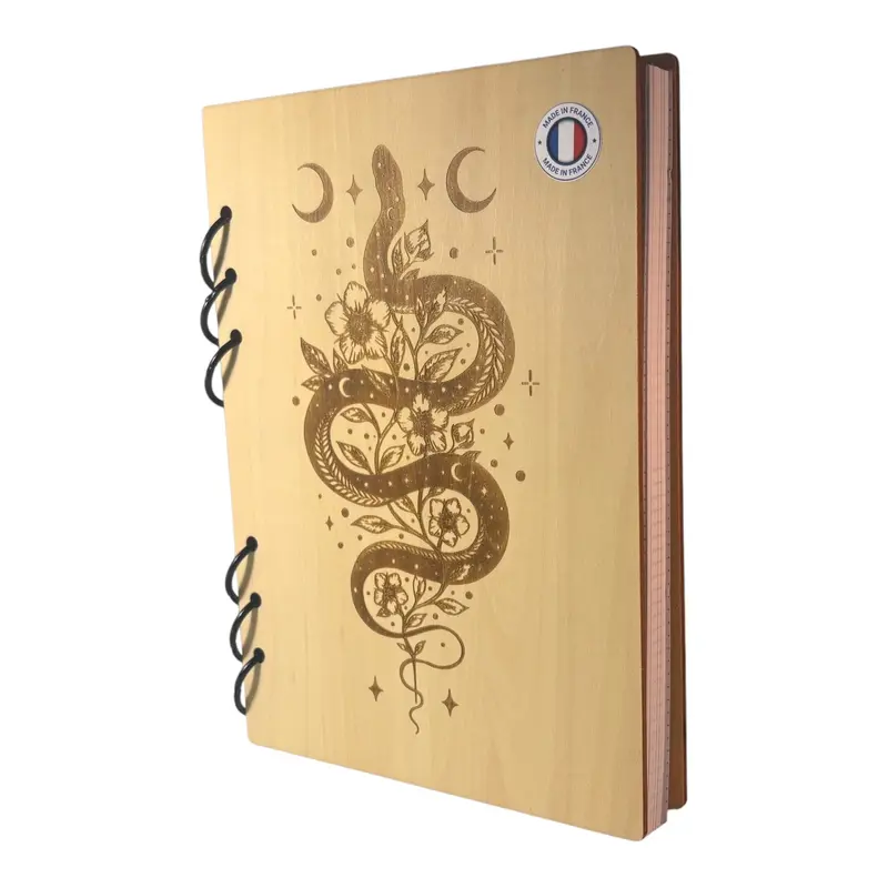 045 - Cahier serpent avec lune et fleur