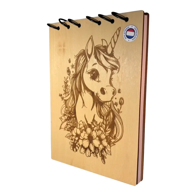 060 - Bloc note Licorne dans des fleurs