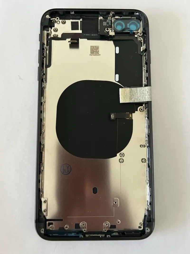 🔲 Châssis Arrière iPhone 8 Plus Noir Sans Logo