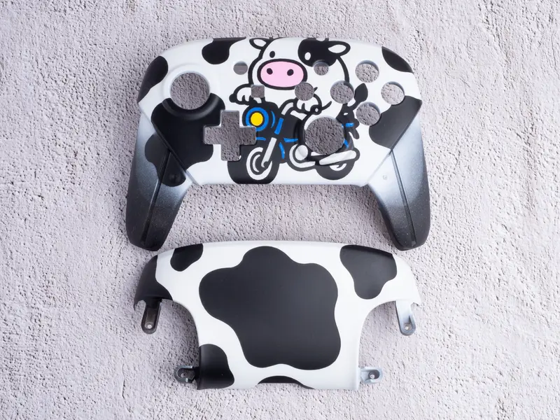 Cow / Mario Kart World - Nintendo Switch Custom Controller Shells
