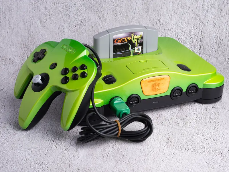 Custom Nintendo 64 - Console + Controller (PAL)