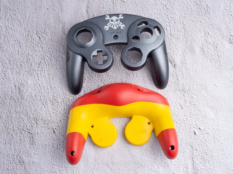 Henchman 800 - Custom Painted GameCube Controller Shells