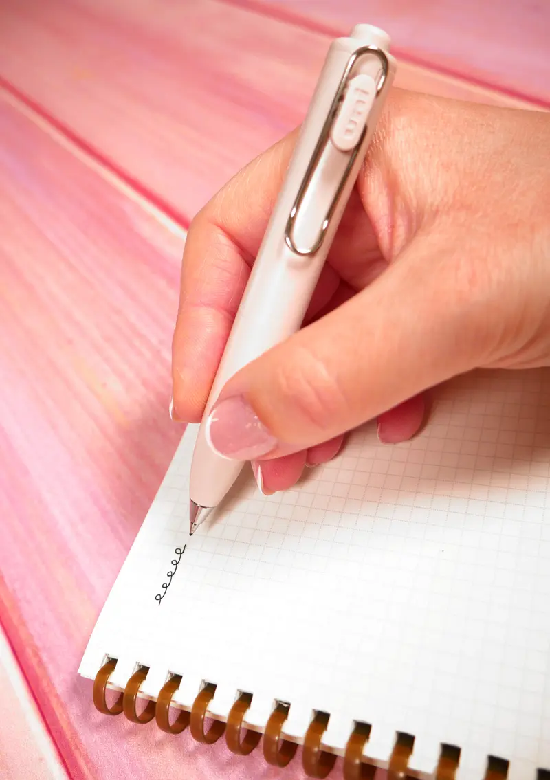 Stylo Gel Mitsubishi Pencil - Uni-ball One P